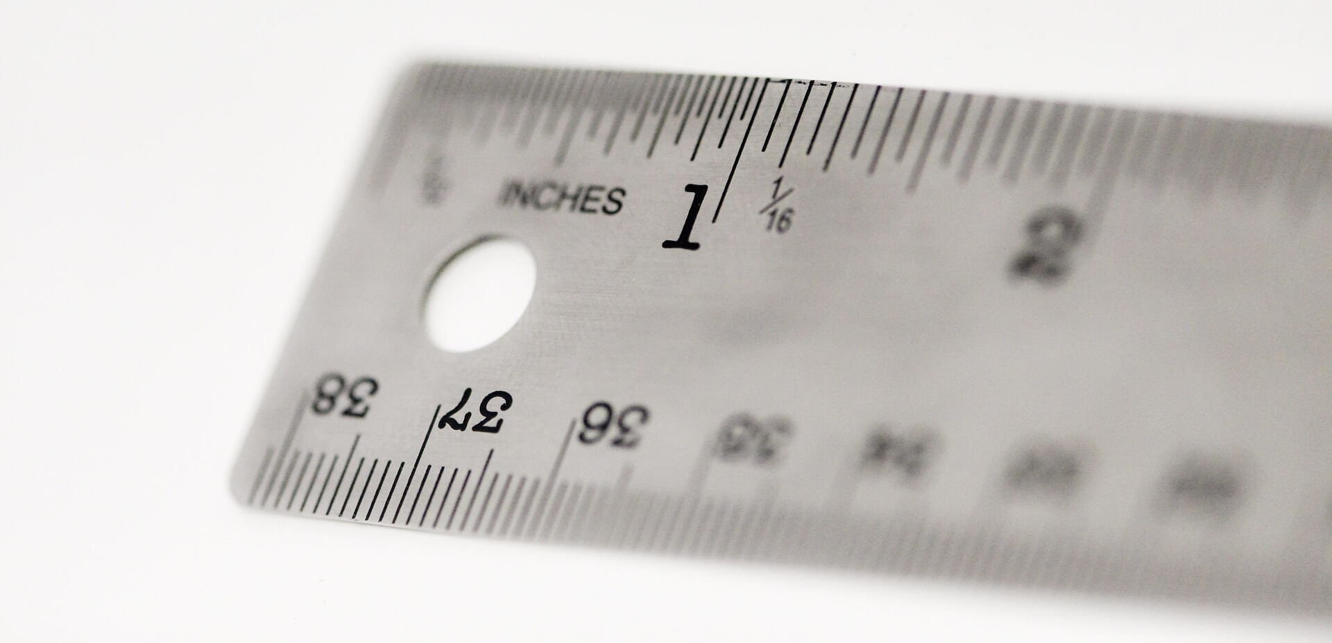 What is 6 Feet 1 Inch in Centimeters?